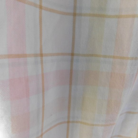 🪵🦔 Pink // White Plaid Shirt 🦔 - Picture 14 of 16